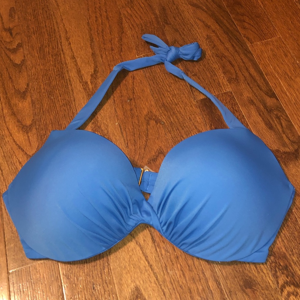 Victoria’s Secret Swimsuit top 34D